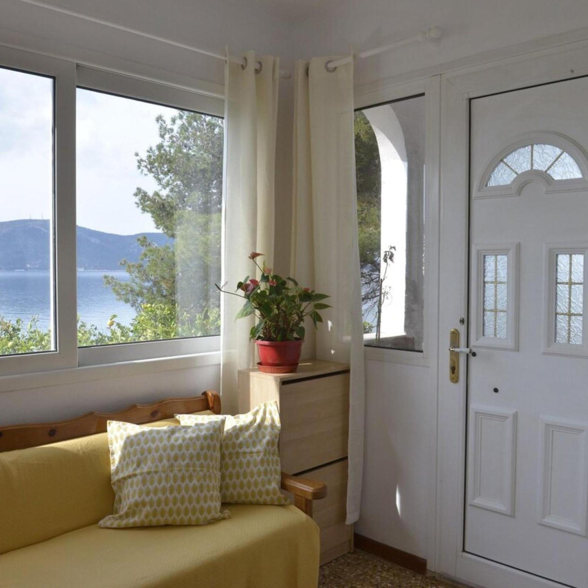 Salamis Beachfront House Luaran gambar