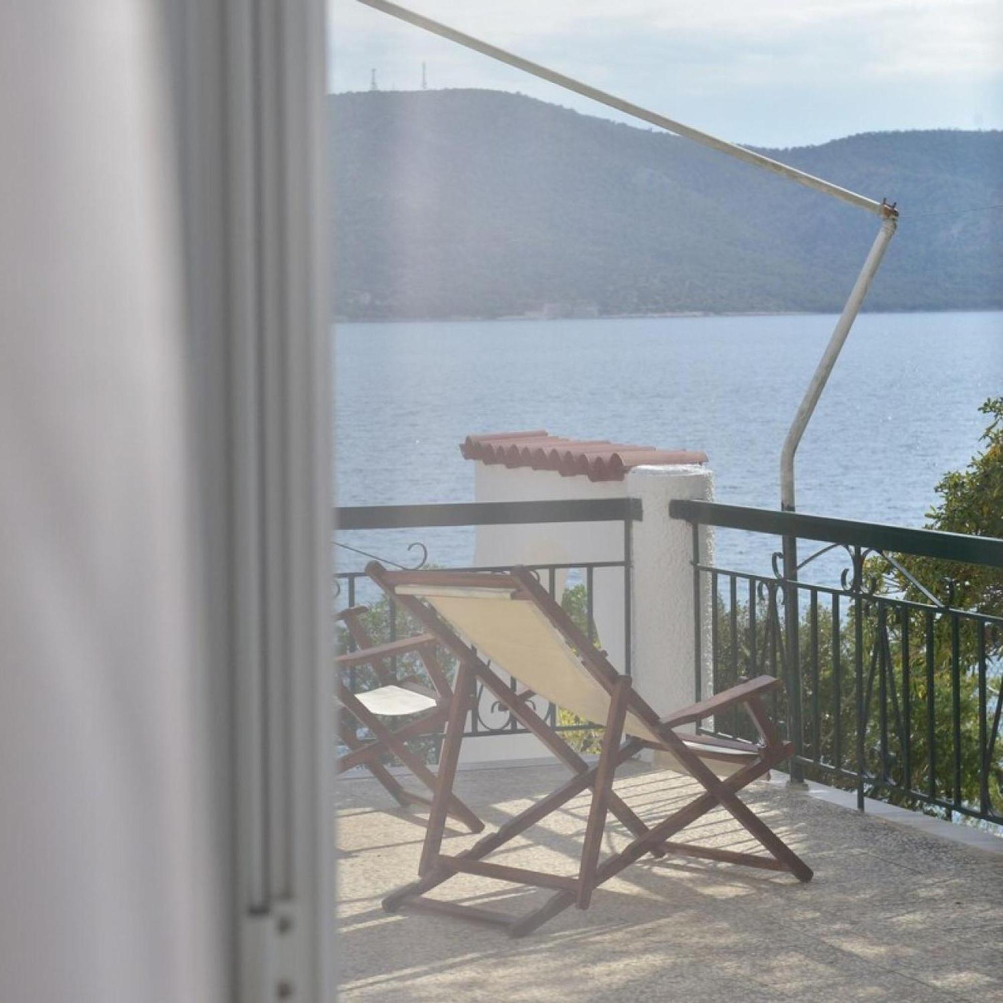 Salamis Beachfront House Luaran gambar